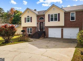 1226 Arbor Stream Ct, Lithonia, GA 30058