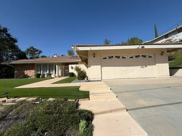 22525 Dardenne St, Calabasas, CA 91302