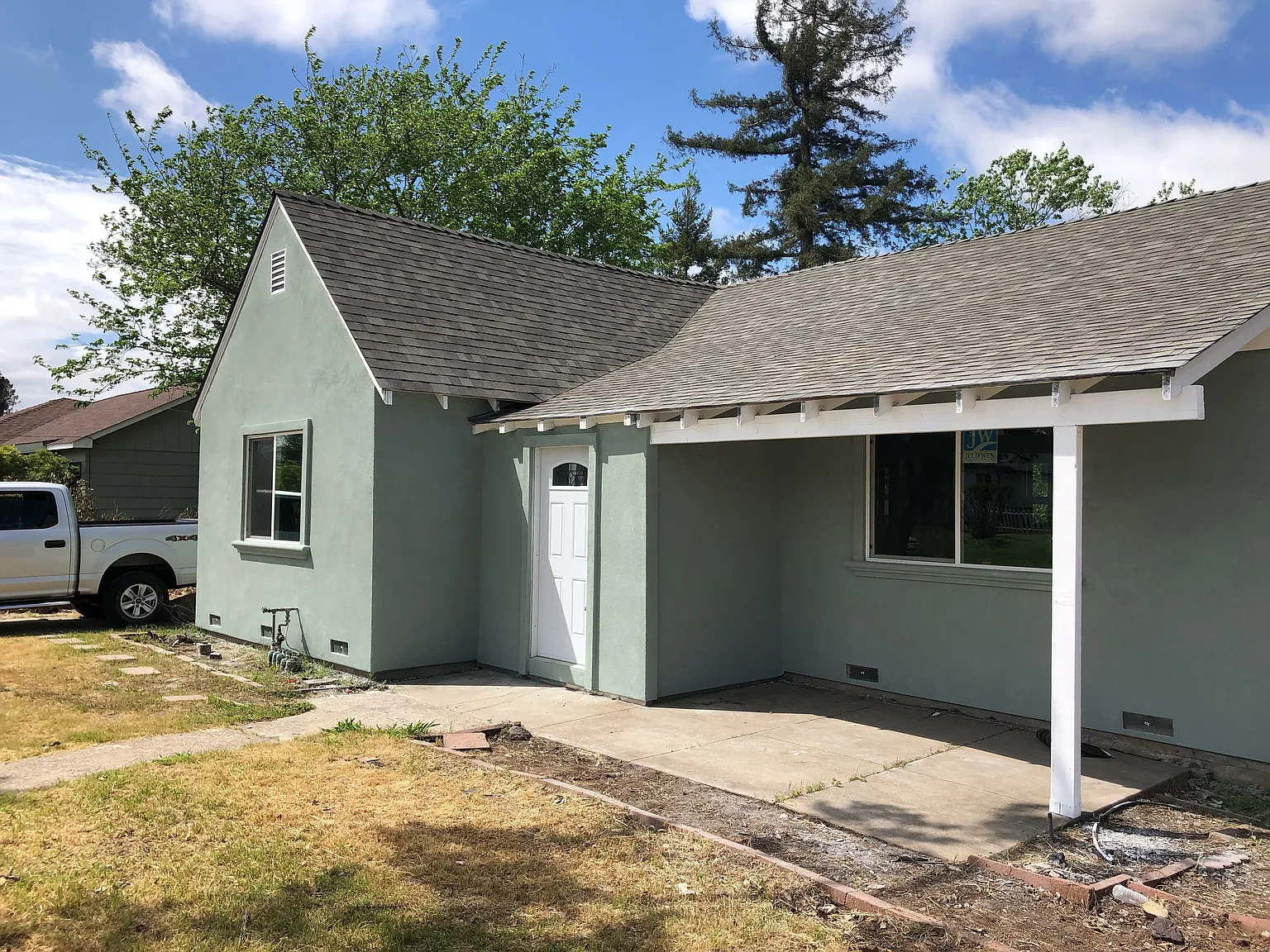 207 Vallejo Ave photo 1