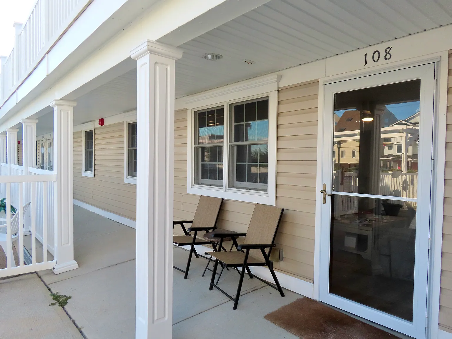 2 bed, $2,200 — Photo 2