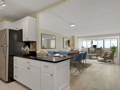 8 Whittier Pl APT 22B, Boston, MA, 02114