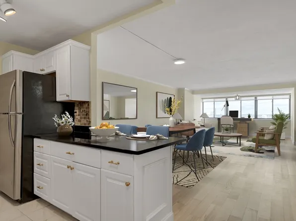 8 Whittier Pl APT 22B, Boston, MA 02114