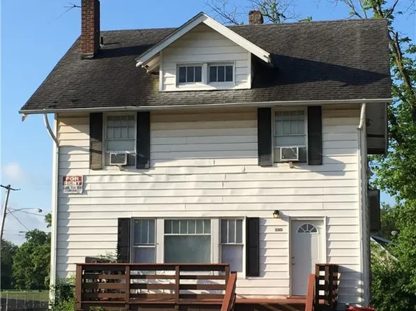 1305 W Macon St, Decatur, IL 62522