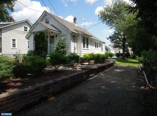 293 Lakeside Blvd, Hamilton, NJ 08610