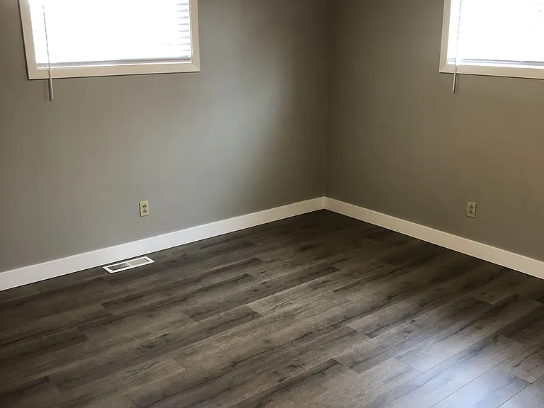 901 W Lacrosse Ave — Photo 22
