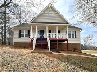 3800 Foilage Dr, Winston Salem, NC 27101