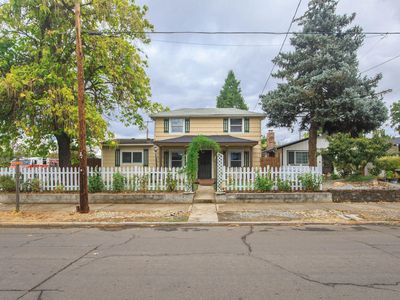 854 W 2nd St, Medford, OR, 97501