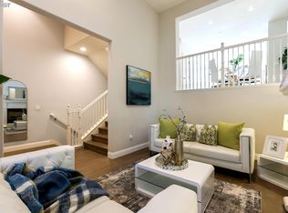 128 Azalea Dr, Mountain View, CA 94041