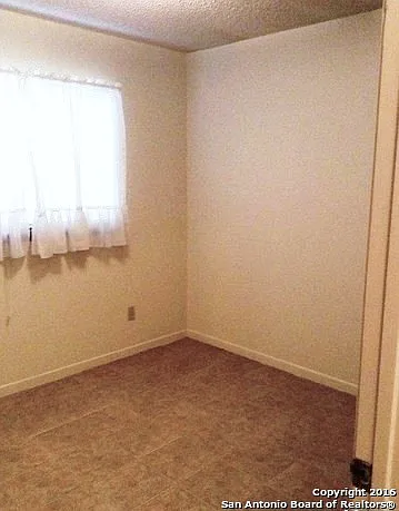 2211 Vera Cruz St — Photo 18