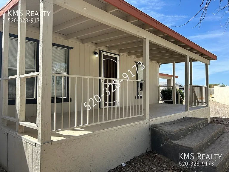 761 W Lightstar Cir — Photo 4