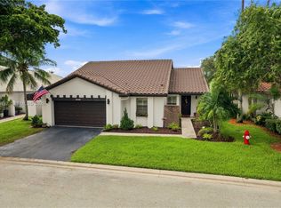 2083 Montpeliar, Weston, FL 33326