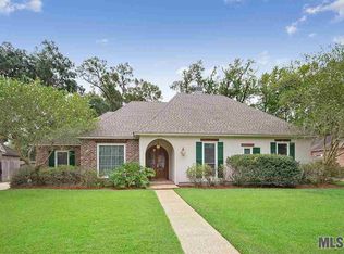 738 Shadow Oak Dr, Baton Rouge, LA 70810