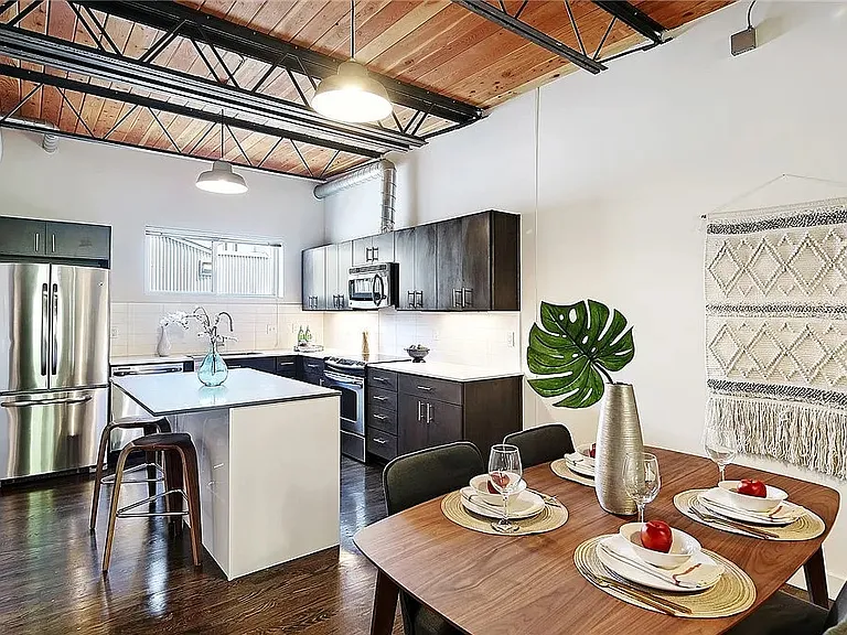 Kitchen + dining area