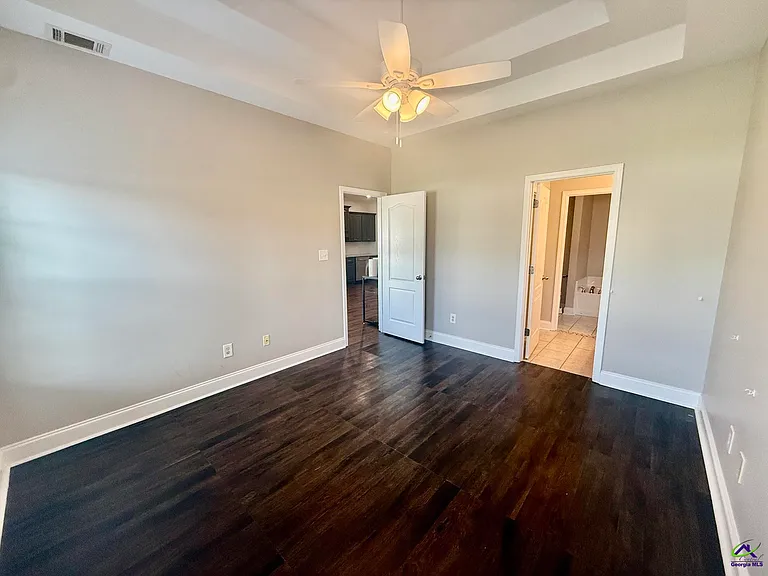 634 Post Oak Way — Photo 8