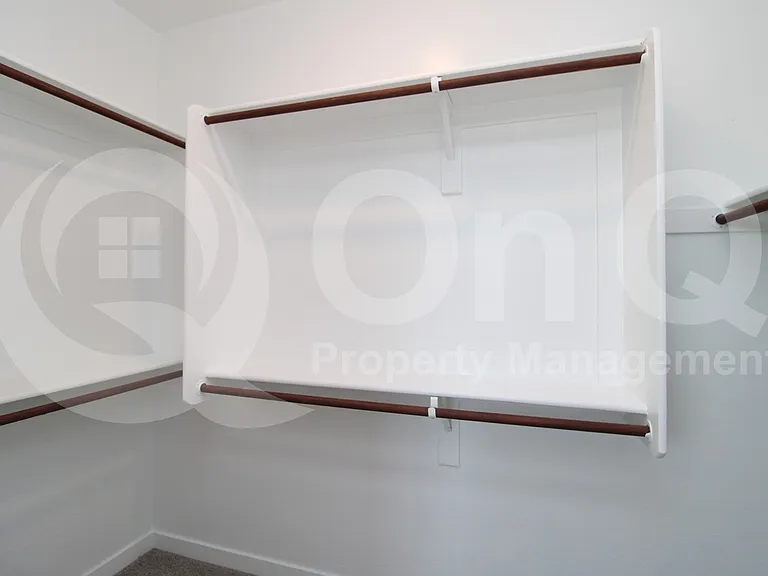 1130 E Armstrong Way — Photo 30