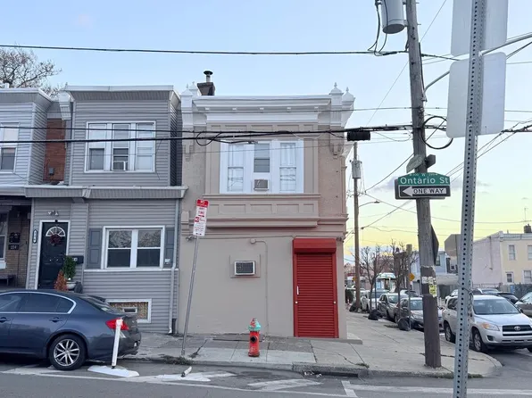 228 W Ontario St, Philadelphia, PA 19140