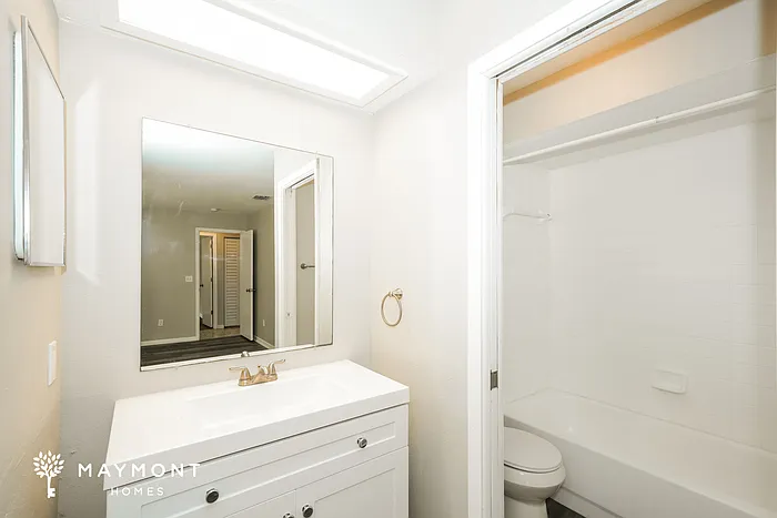 2709 W Palmetto St — Photo 11