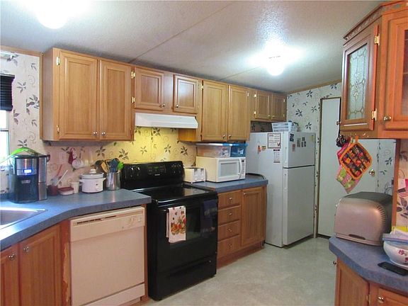 3rd image of 506 Trickham St