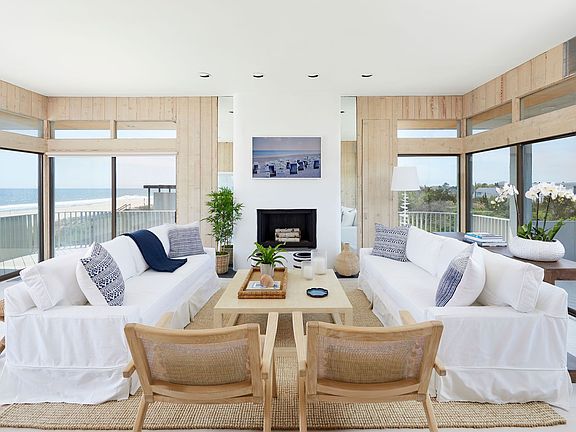 5th image of 165 Surfside Ave