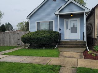 2023 Market St, Blue Island, IL 60406