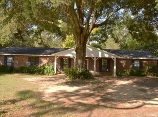 2537 Crockett Rd, Cantonment, FL 32533