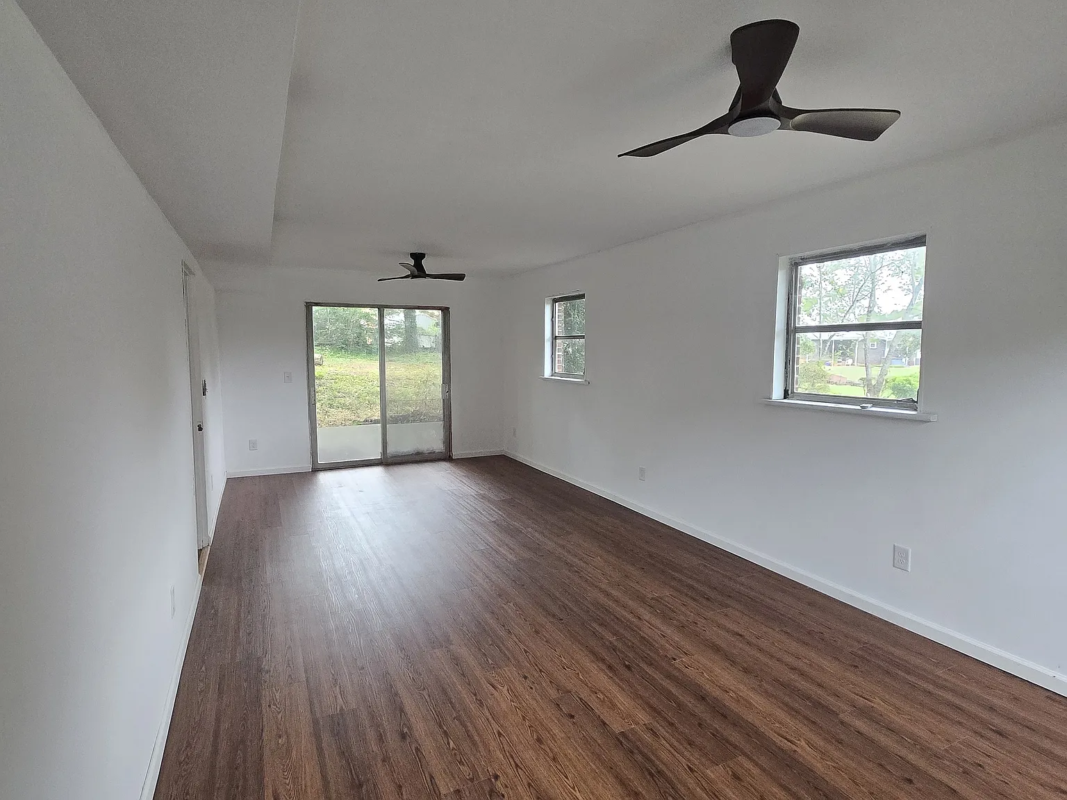 4 bed, 2000 sqft, $1,950 — Photo 4