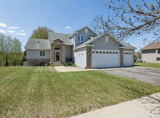 3007 Crescent Ridge Trl, Saint Cloud, MN 56301