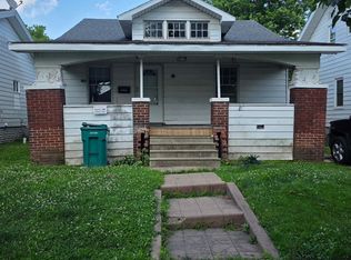 312 S 19th St, Decatur, IL 62521