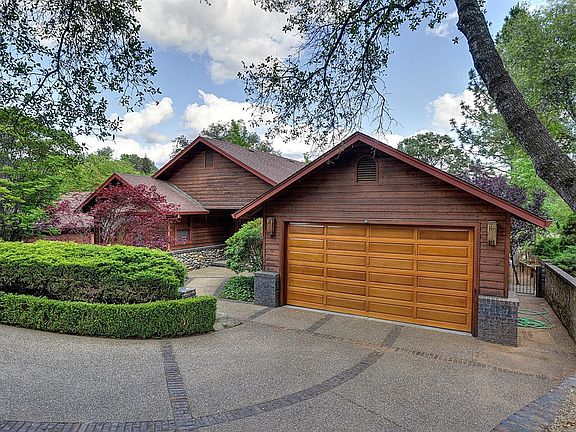 2nd image of 2529 Westville Trl