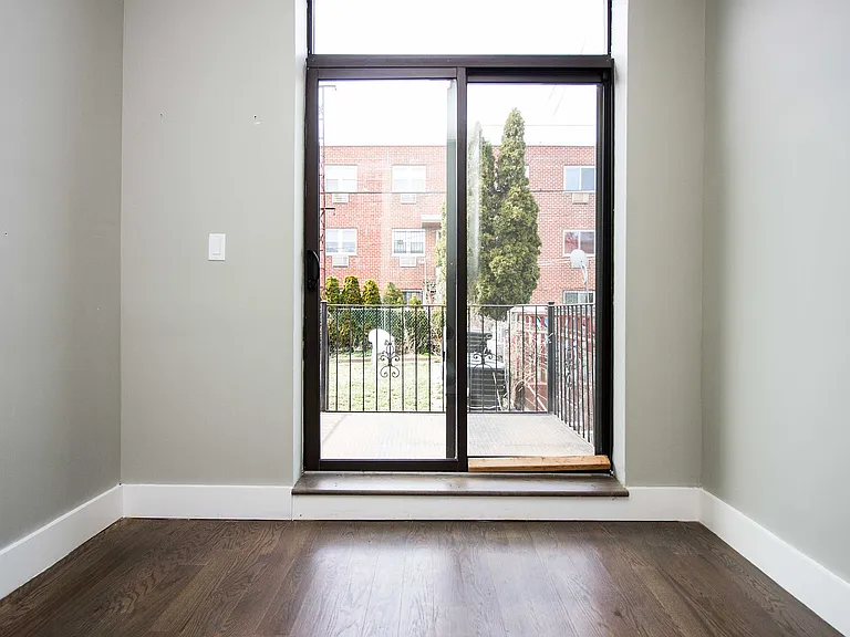 2025 Grove St #1L — Photo 8