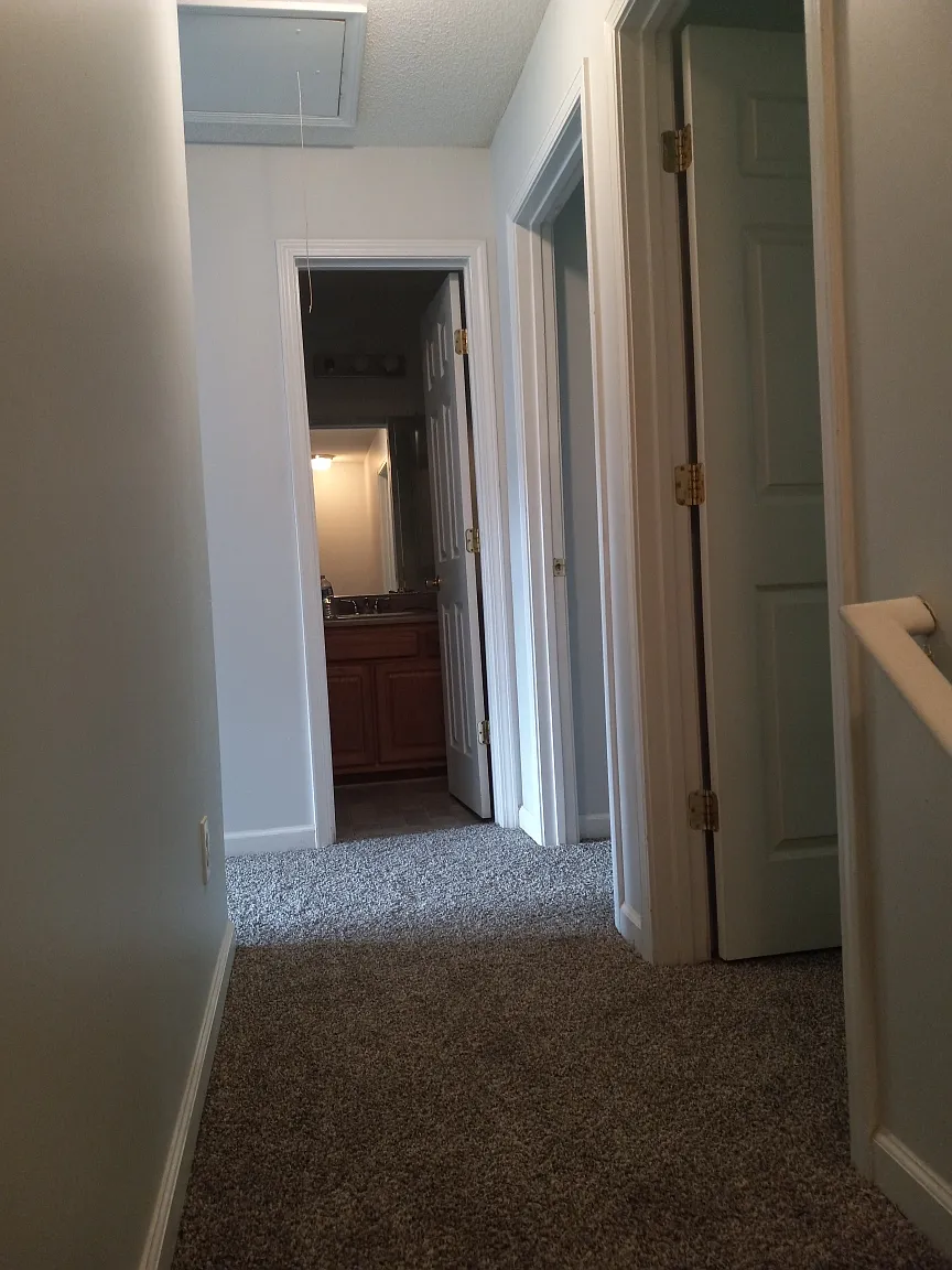 3 bed, 2.5 bath, 1500 sqft, $1,550 — Photo 4