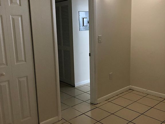 3rd image of 424 SW 12th Ave APT 303
