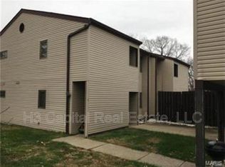901 2nd St APT 4, Highland, IL 62249