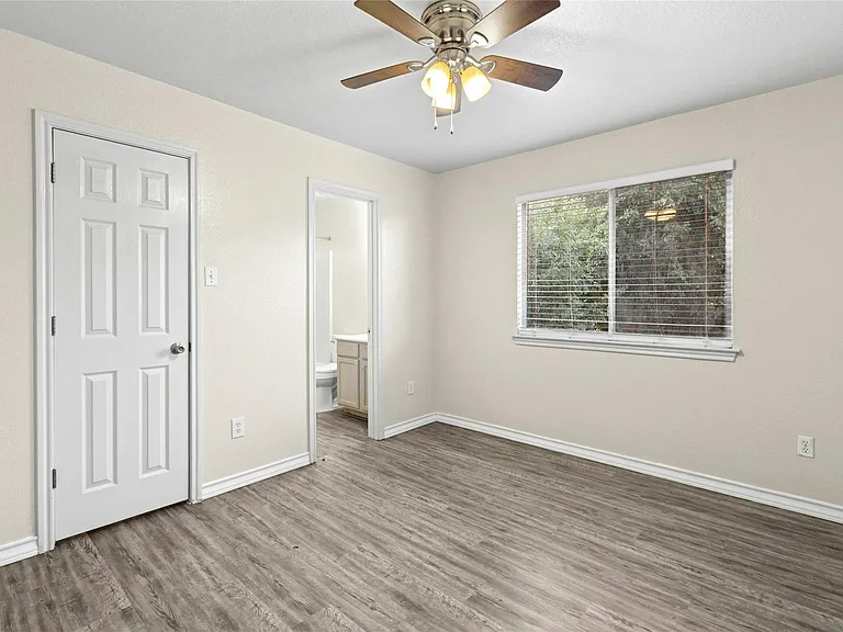 808 Sagewood Trl — Photo 9