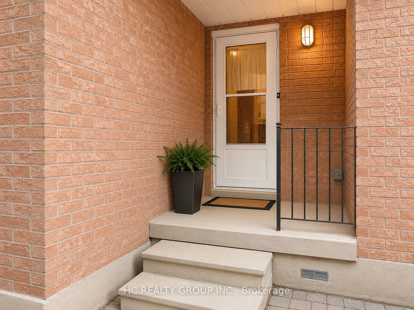 2 bed, $2,000 — Photo 3