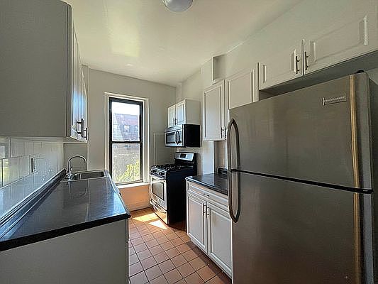 1st image of 29-7 31st Ave #4B