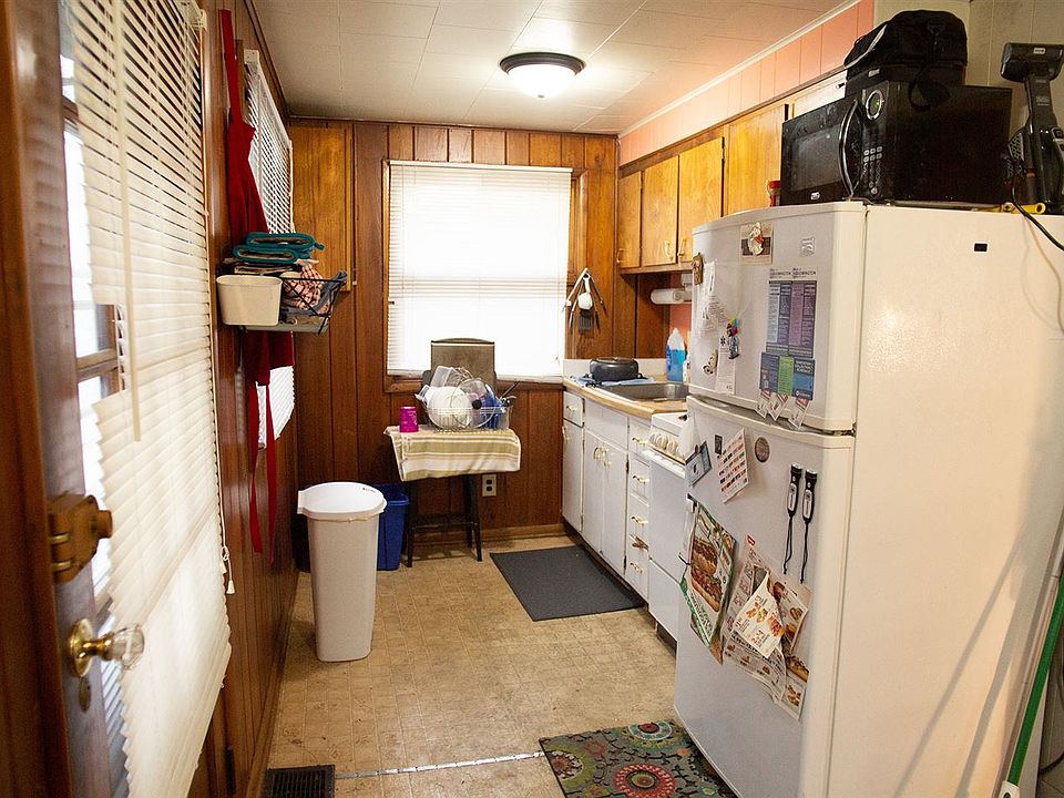 211-unit-a-kitchen