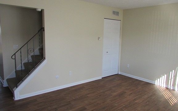 2nd image of 348 Jefferson Ave APT 8