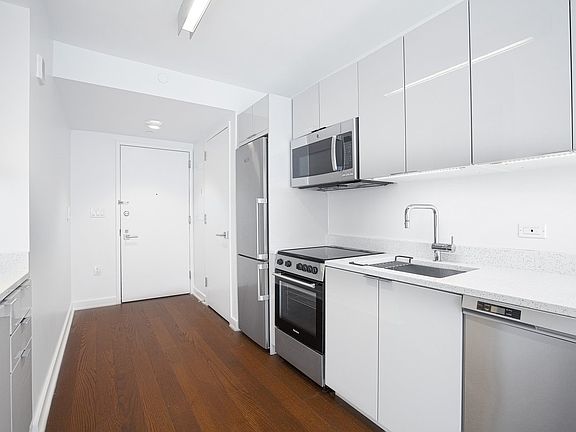 4th image of 400 W 113th St APT 1017