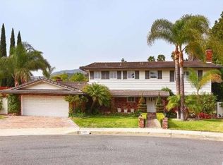 957 Pebbleshire Rd, Glendale, CA 91207
