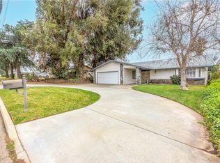 35695 Wildwood Canyon Rd, Yucaipa, CA 92399