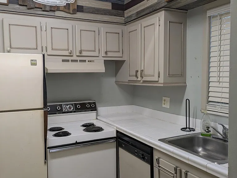 6501 Winfield Blvd #A-50 — Photo 5