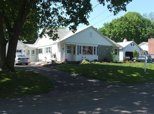 13 Rogers Rd, Portland, CT 06480