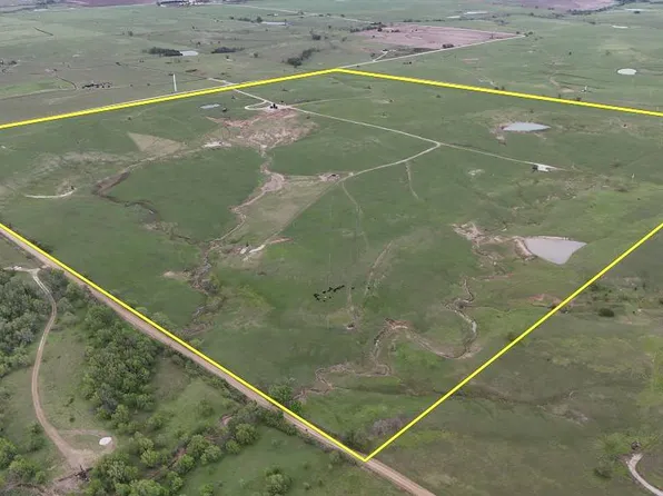220 Rd & Apache, Gridley, KS 66852
