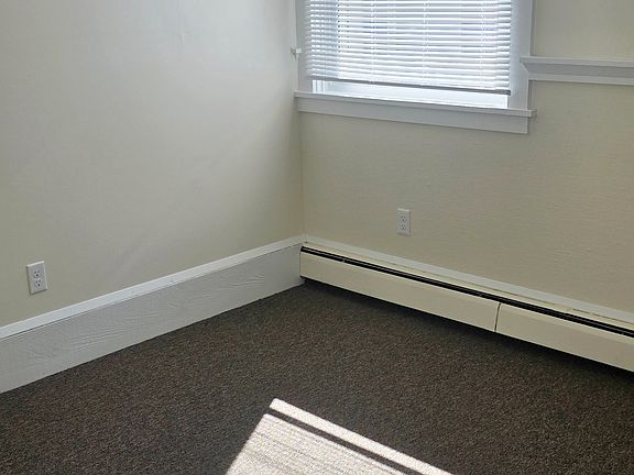 4th image of 284 Main St APT 2