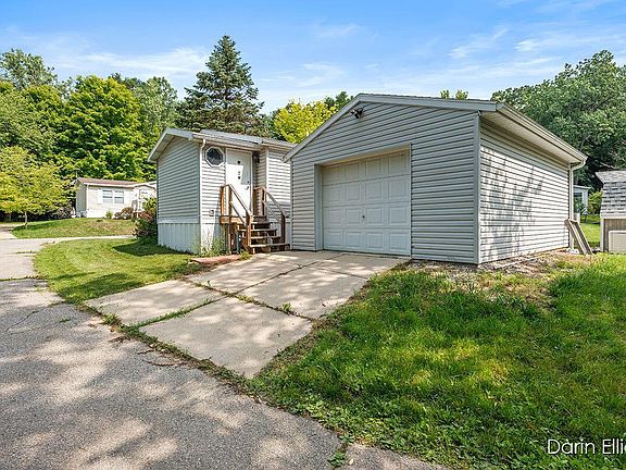 3rd image of 1133 Yeomans St Lot 137