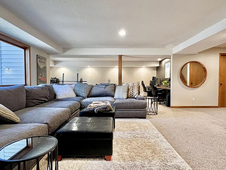 6245 Summit Ct — Photo 49