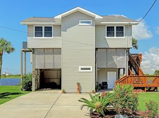 23026 Cuadro St, Galveston, TX 77554