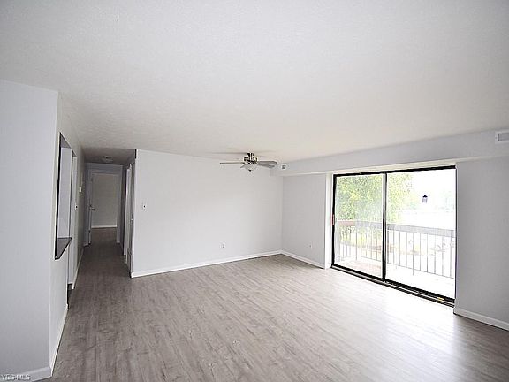 3rd image of 9501 Sunrise Blvd Unit J30