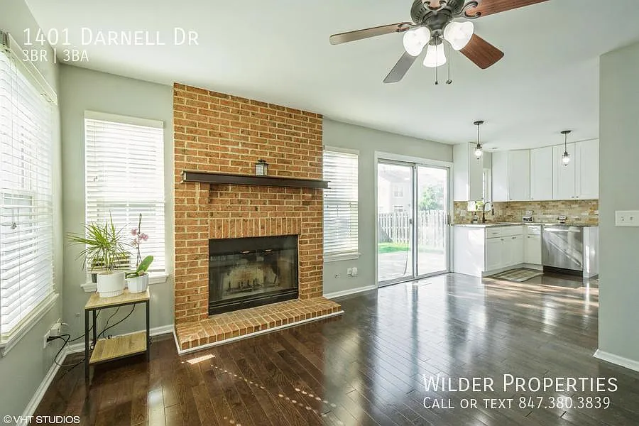 3 bed, 2.5 bath, 1550 sqft, $3,100 — Photo 4